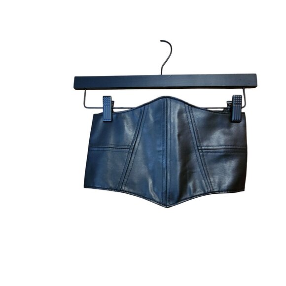 Black Faux Leather Waist Cincher Belt With Snap Button Closure - Picture 1 of 2